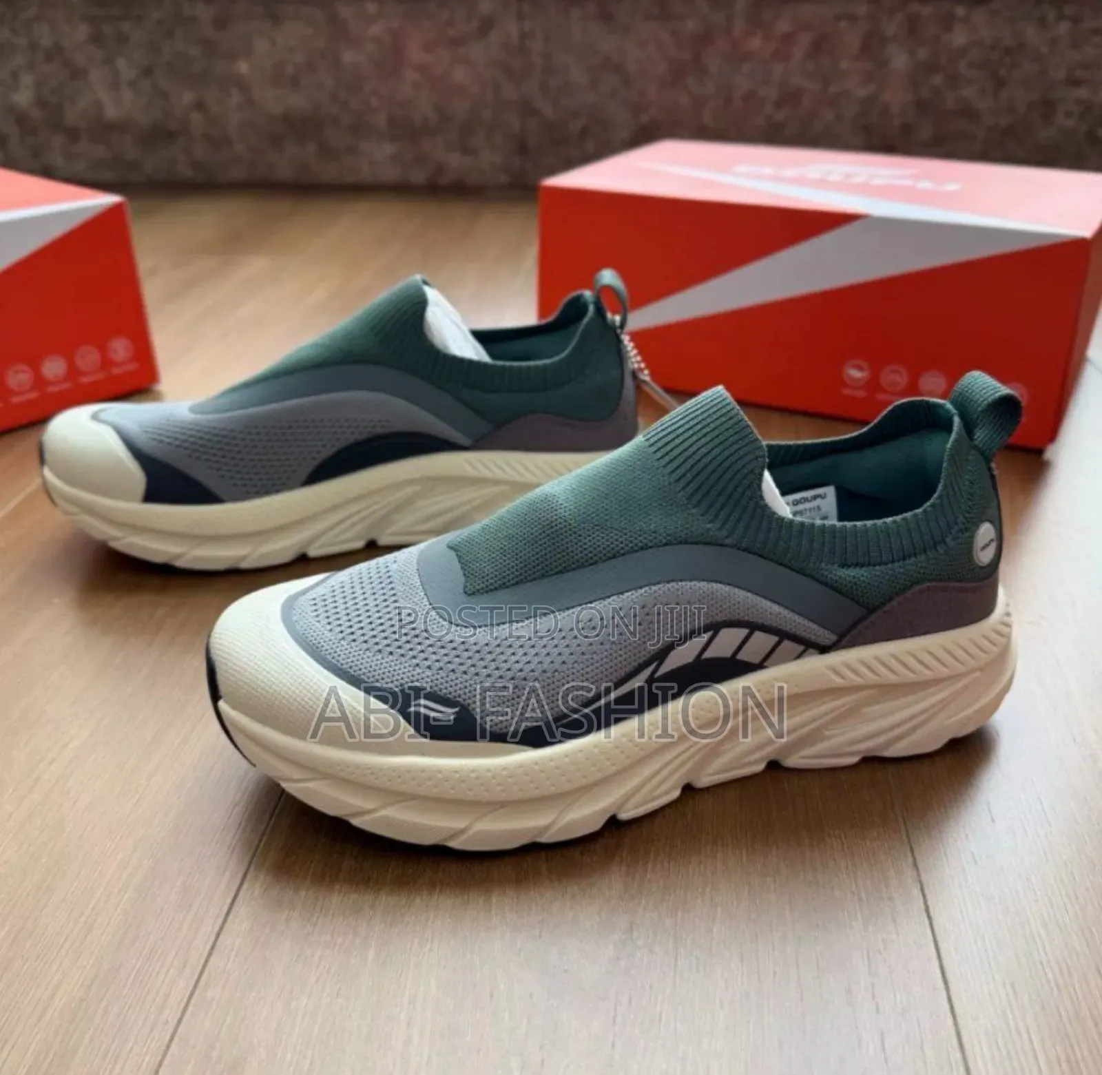 Goupu or Treperri Slip-on Sports Shoes