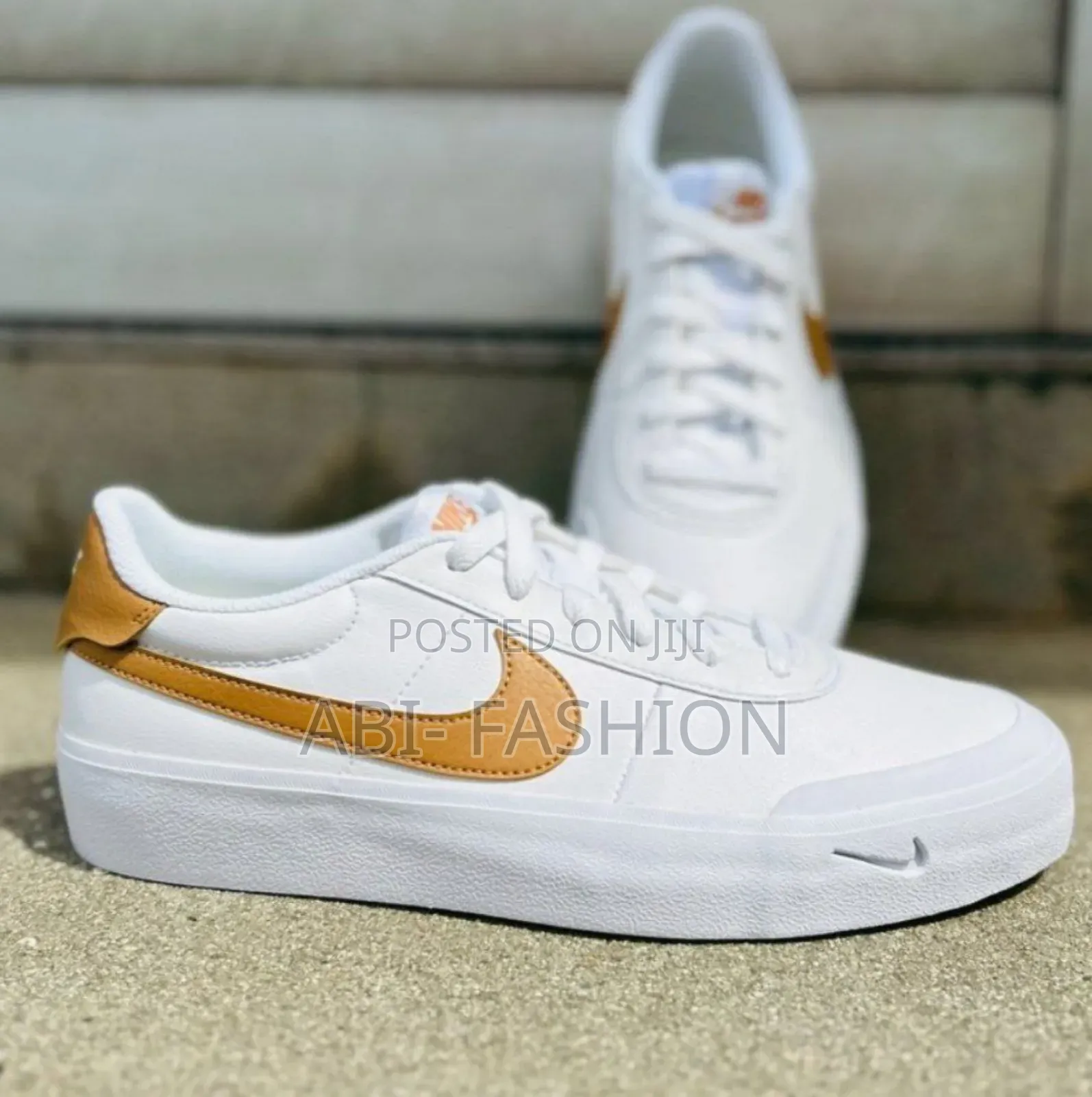 Nike Court Golden Nike