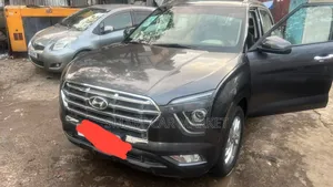 Photo - Hyundai Creta 2022 Gray