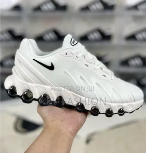 Photo - Nike Air Max Dn8 "Sail/Fossil" Shoes