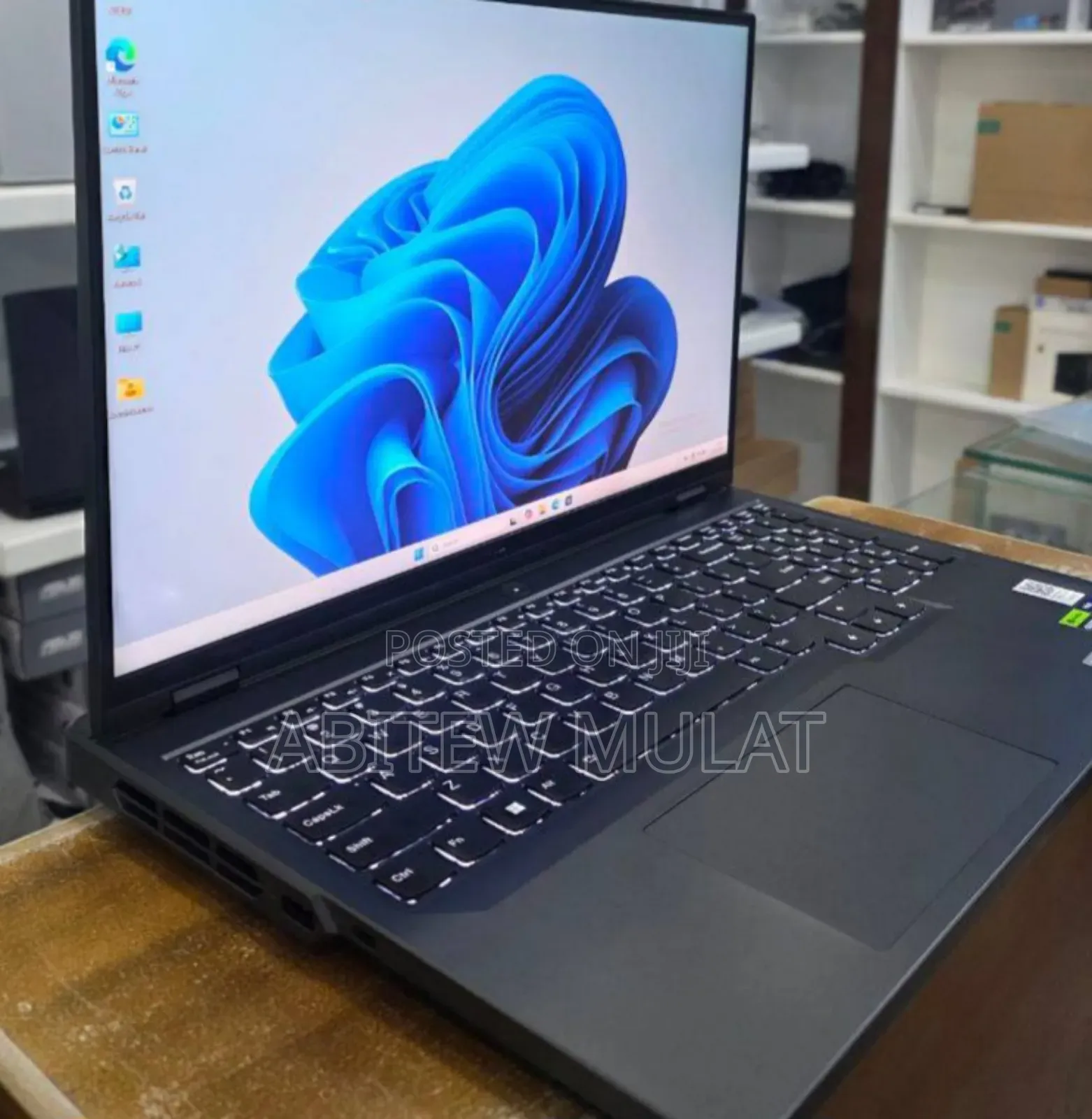 New Lenovo Legion Y7000P IRX9 Gaming Laptop 32GB Intel Core I9 SSD 1T