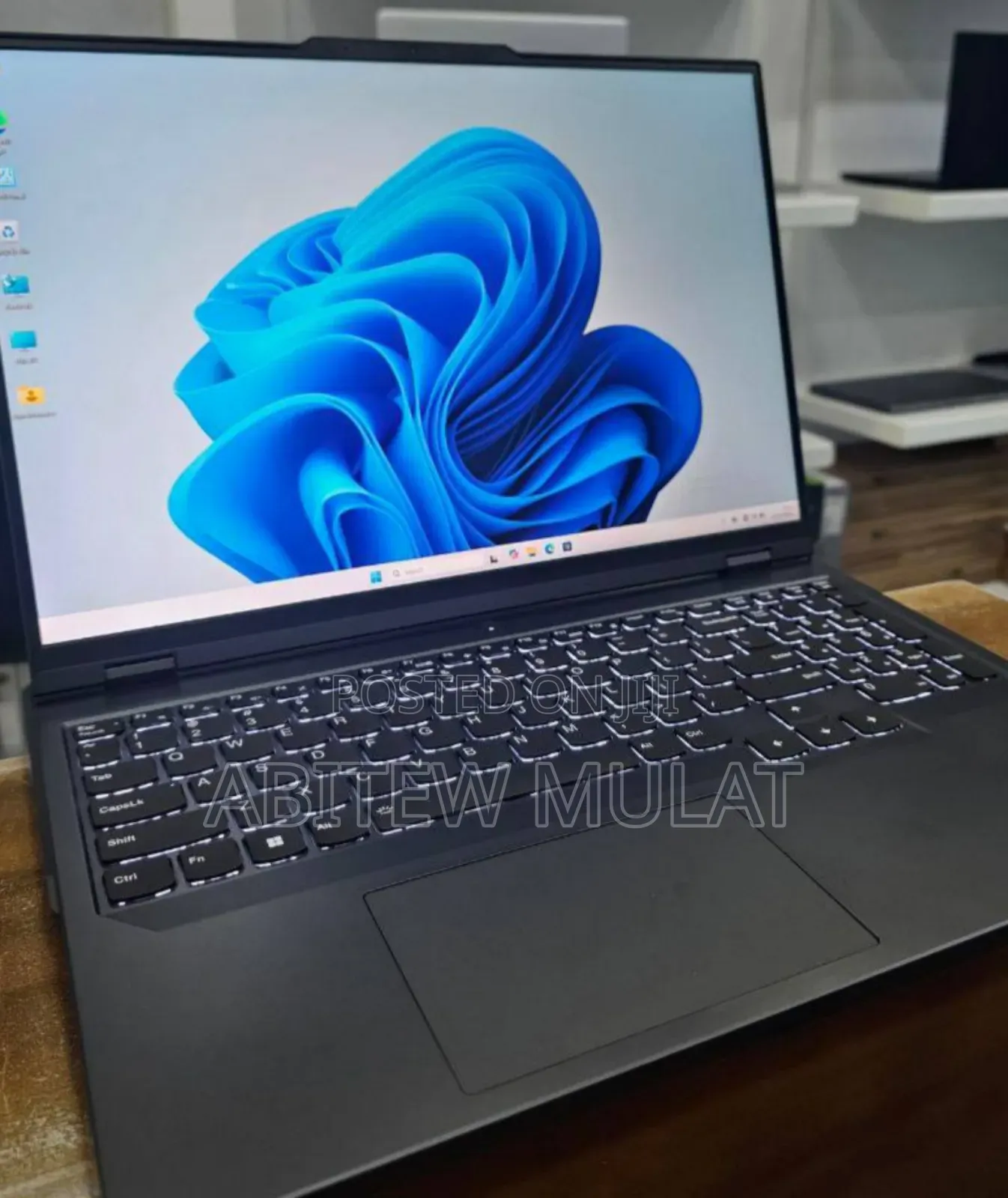 New Lenovo Legion Y7000P IRX9 Gaming Laptop 32GB Intel Core I9 SSD 1T