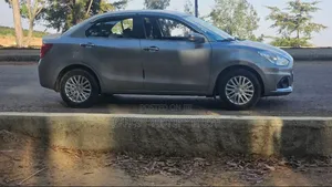 Suzuki Dzire 2022 Silver