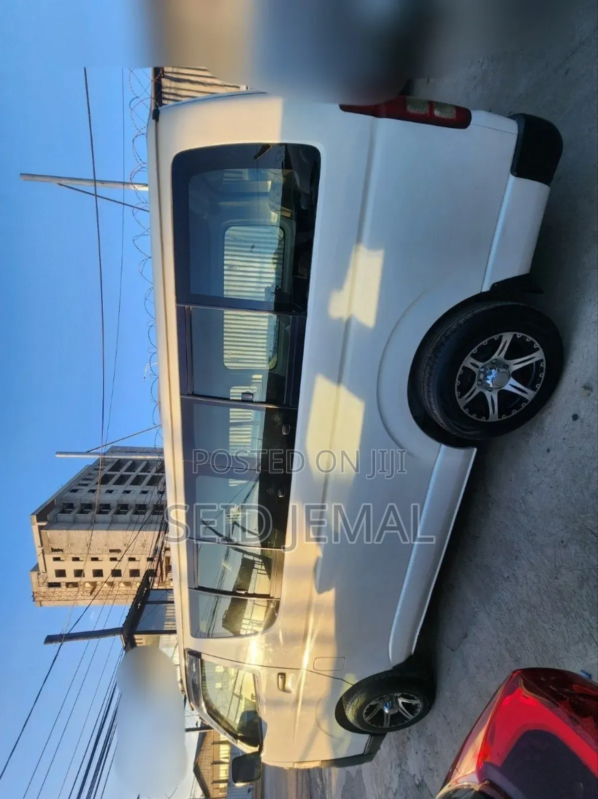 Toyota HiAce 2012 White