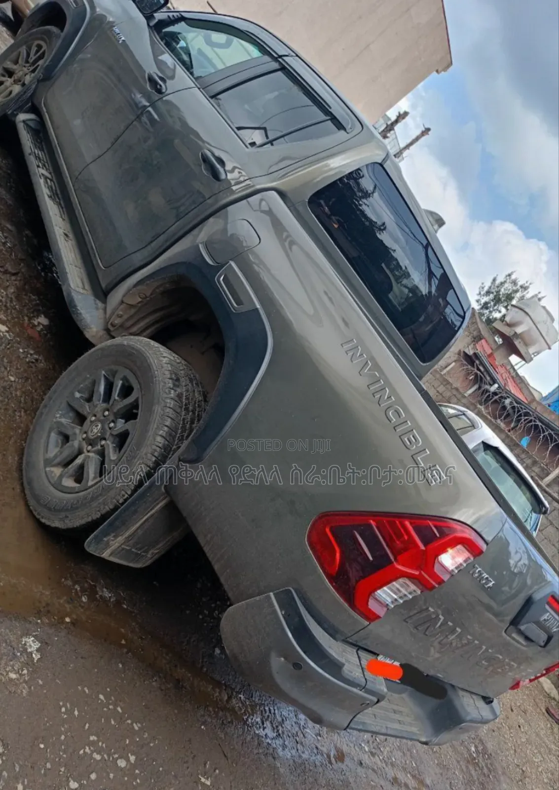 Toyota Hilux 2021 Green