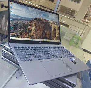 New Laptop HP Stream Notebook 16GB Intel Core I7 SSD 1T