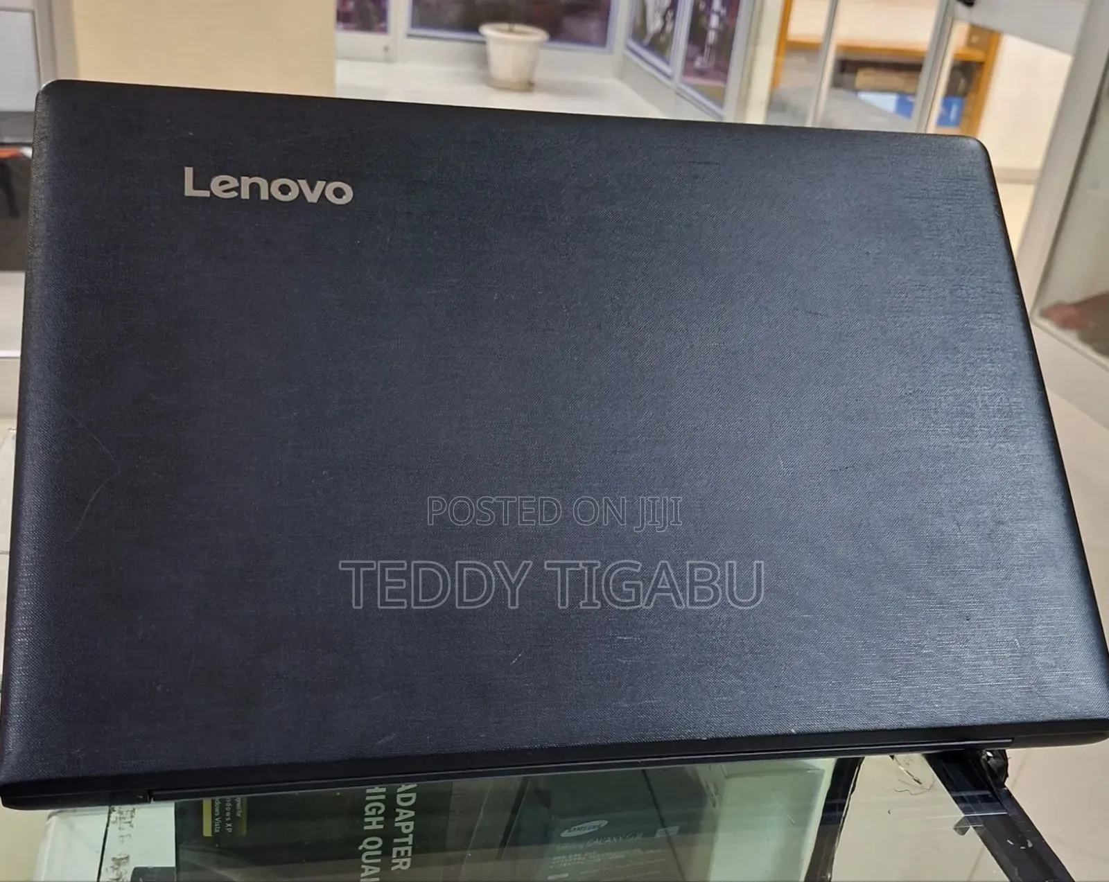 New Laptop Lenovo 8GB Intel Core I7 SSD 1T