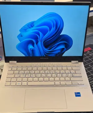 New Laptop Asus VivoBook 15 X505BA 16GB Intel Core I7 SSD 1T