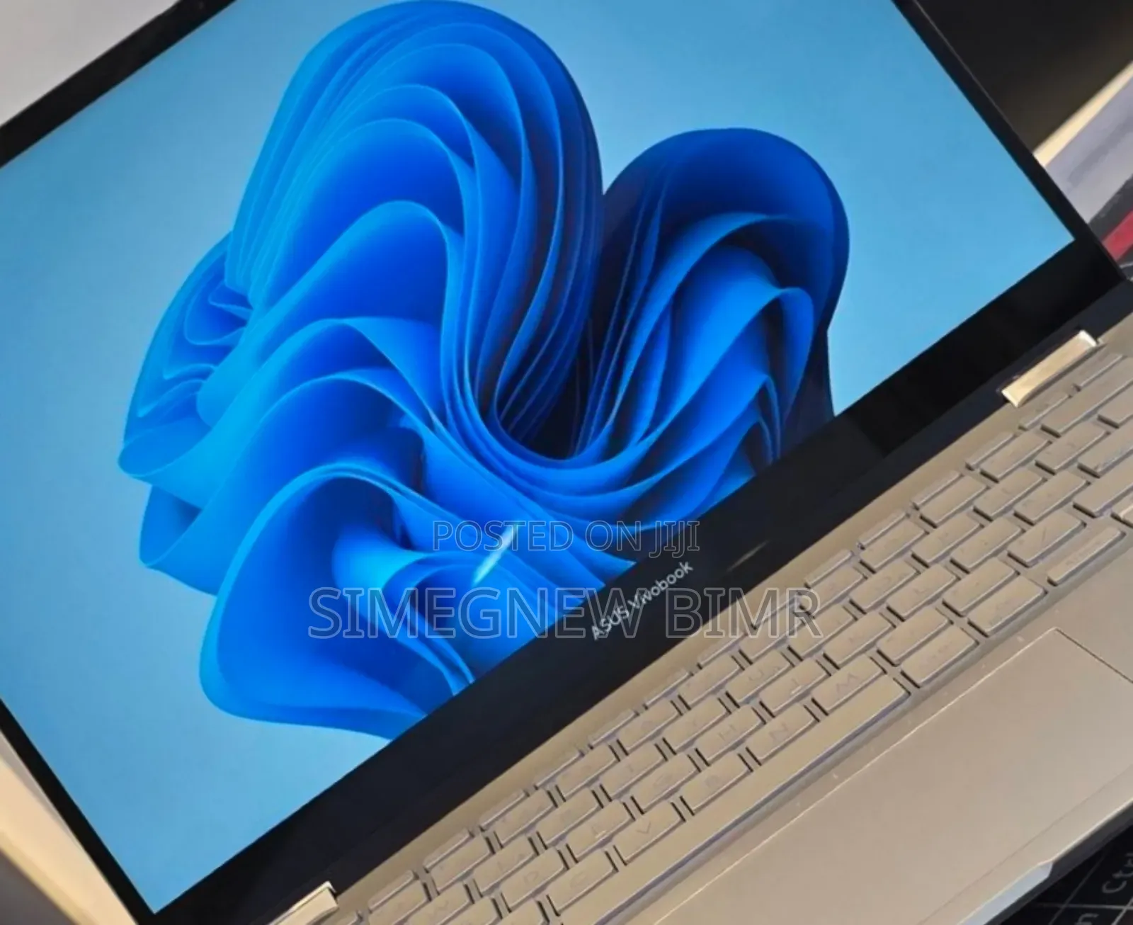 New Laptop Asus Vivobook 16 16GB Intel Core I7 SSD 1T