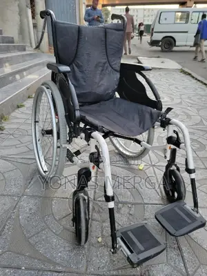 Photo - European Wheelchair弩邽2nd Wilcher鍳mobility of Persons With Disabilities