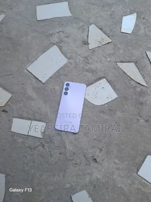 Photo - New Samsung Galaxy A05s 128 GB Purple