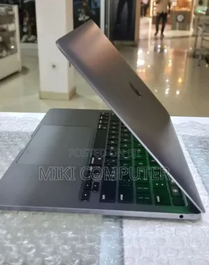 New Laptop Apple MacBook Pro M1 16GB Intel SSD 256GB