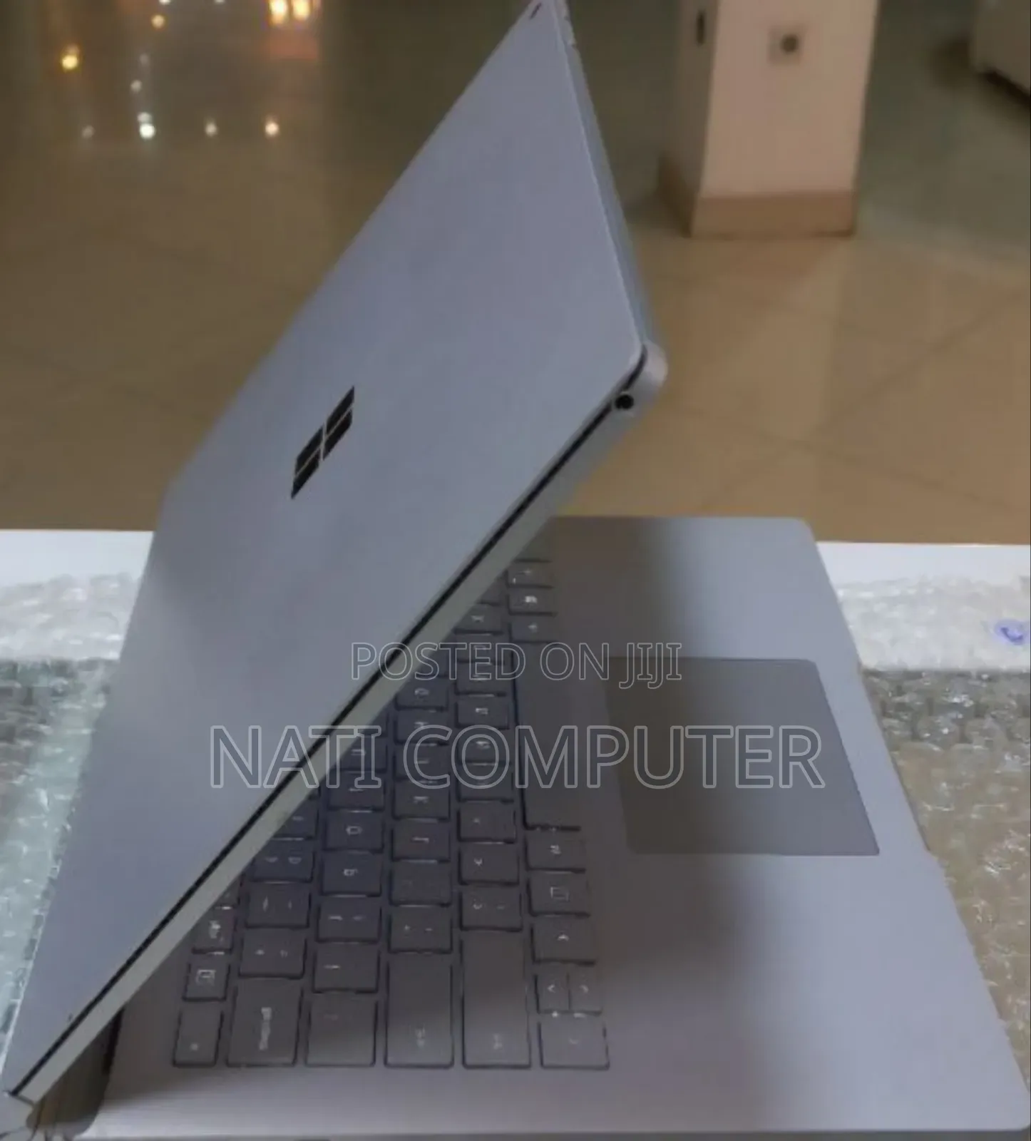 New Laptop Microsoft Surface Book 3 16GB Intel Core I7 SSD 256GB