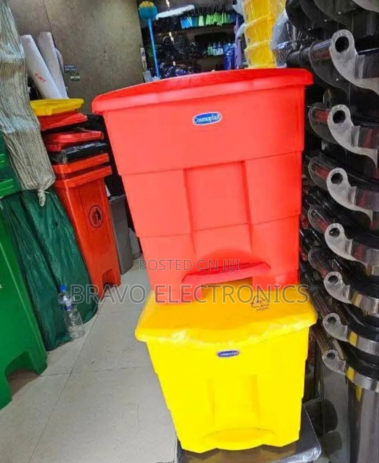 30l Premium Pedal Trash Can – Clean, Stylish Super Convenient!
