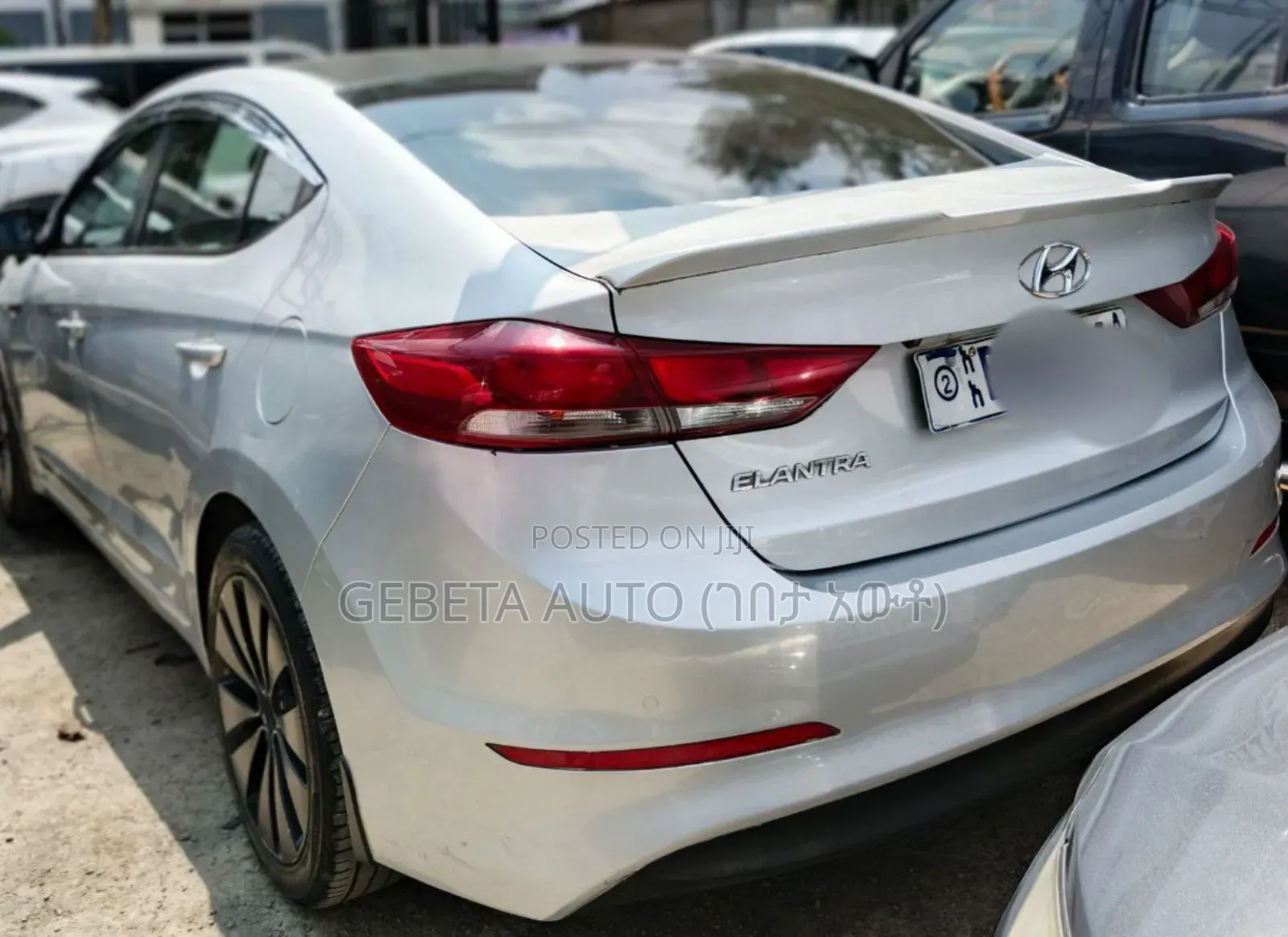 Hyundai Elantra 2017 Silver