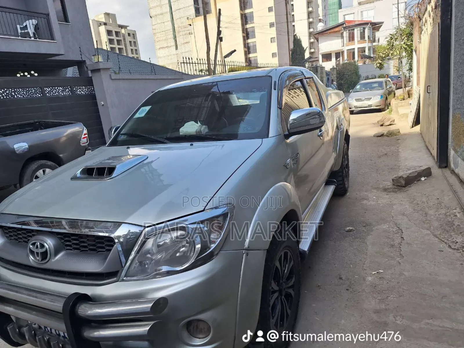 Toyota Hilux 2009 Silver
