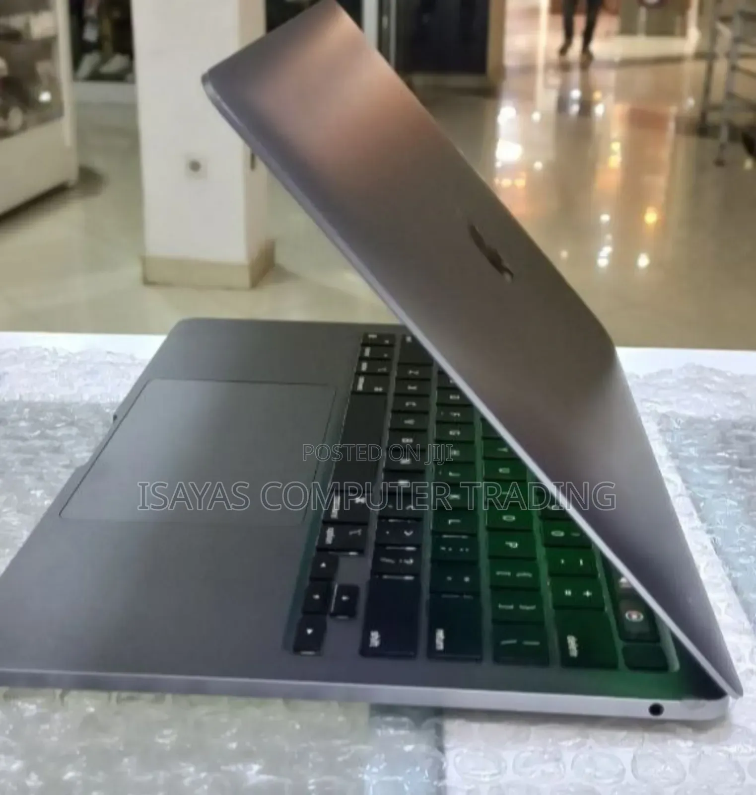 New Laptop Apple MacBook Pro M1 16GB SSD 256GB