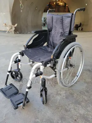 Used Wheelchair/Wilcher%/Ideal for Active Adults Needing a Lightweight