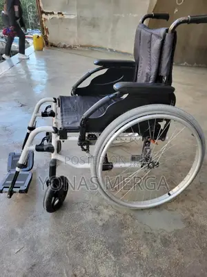 Wheelchair臨宏wheelchair=Removable Footplates Medical Supplie for Senior