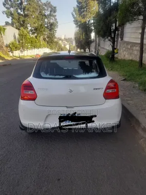 Suzuki Swift 2022 White