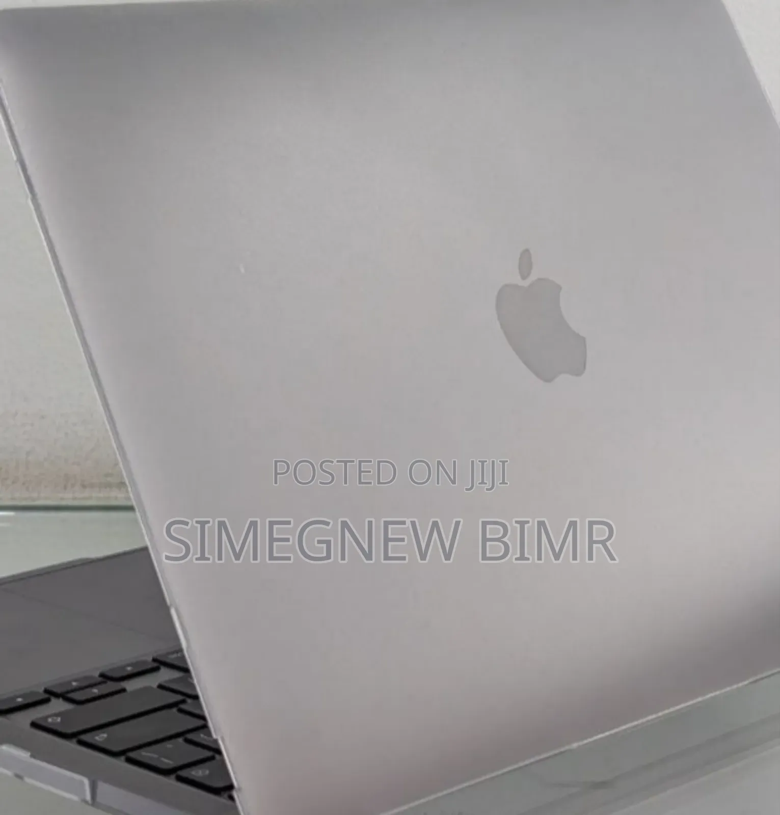 New Laptop Apple MacBook Pro M1 8GB Apple M1 Pro SSD 256GB