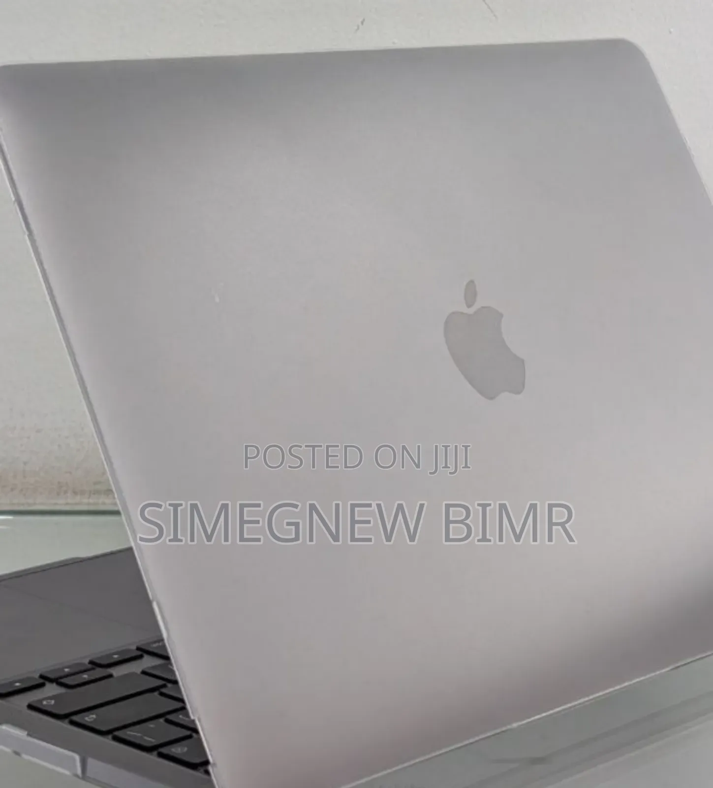 New Laptop Apple MacBook Pro M1 8GB Apple M1 Pro SSD 256GB