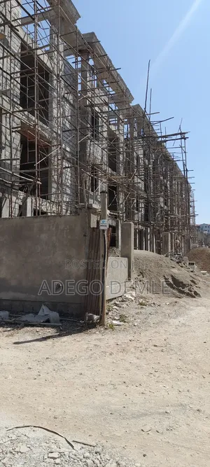 3bdrm Apartment In Metro, Bole For Sale