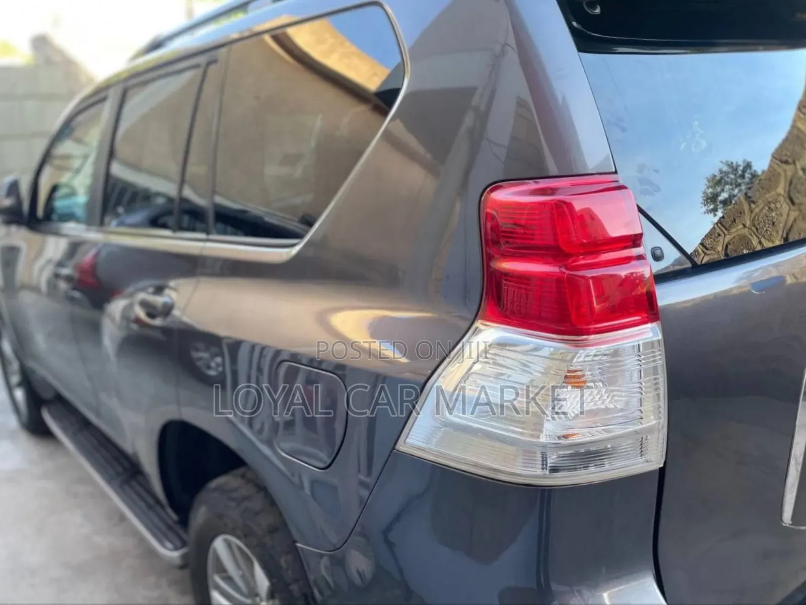 Toyota Land Cruiser Prado 2013 Gray