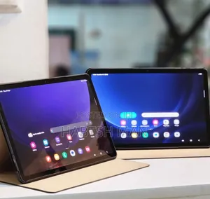 Photo - New Samsung Galaxy Tab S9 256 GB Black