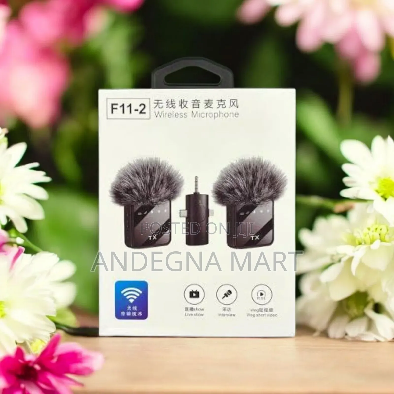 F11-2 Wireless Microphone: Fast Charging Capability