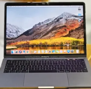 Photo - New Laptop Apple MacBook Pro 2019 16GB Intel Core I5 SSD 256GB