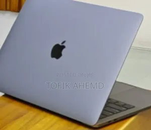 Photo - New Laptop Apple MacBook Pro 2019 16GB Intel Core I5 SSD 1T