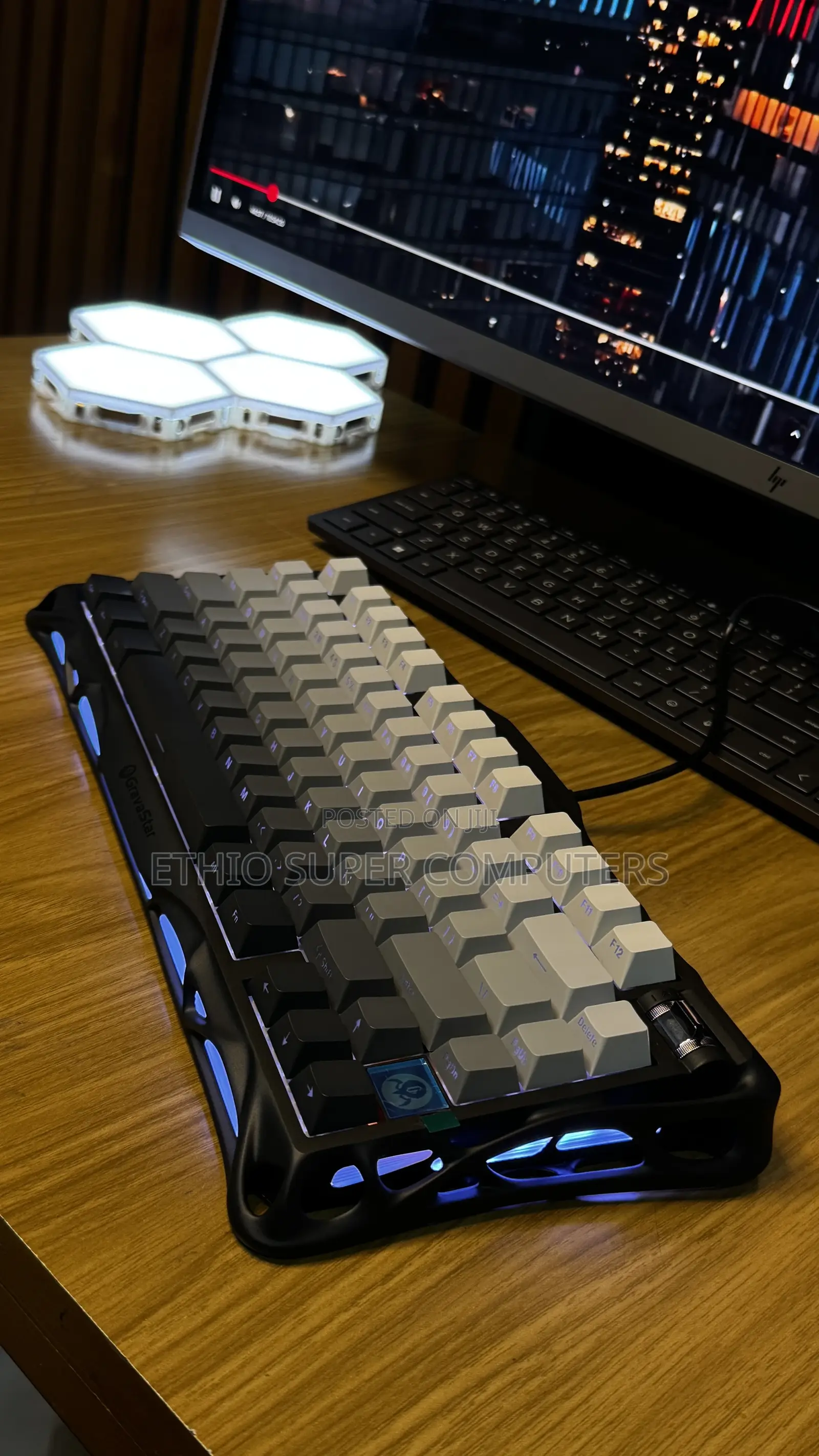 Gravastar Mercury – 75% Wireless Mechanical Keyboard