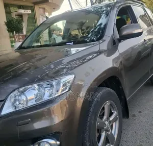 Toyota RAV4 2012 Gray