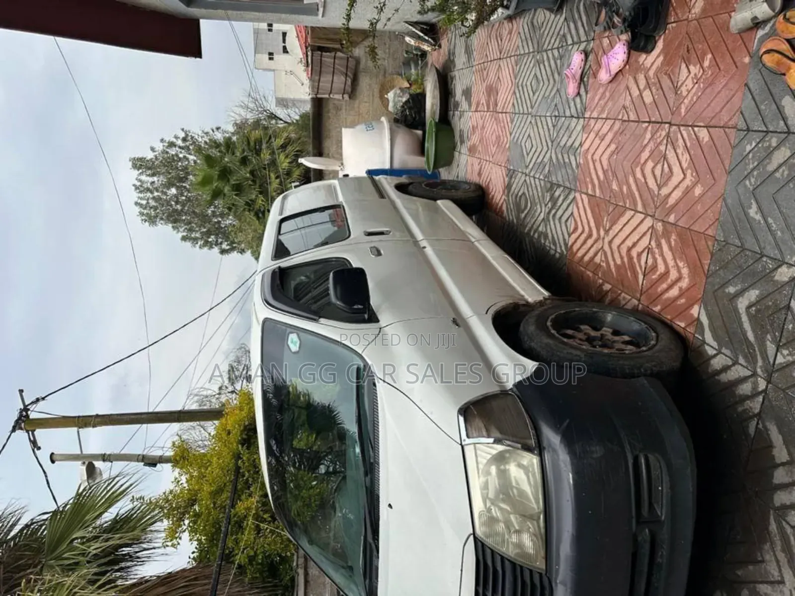 Toyota HiAce 2007 White