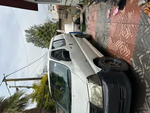 Toyota HiAce 2007 White