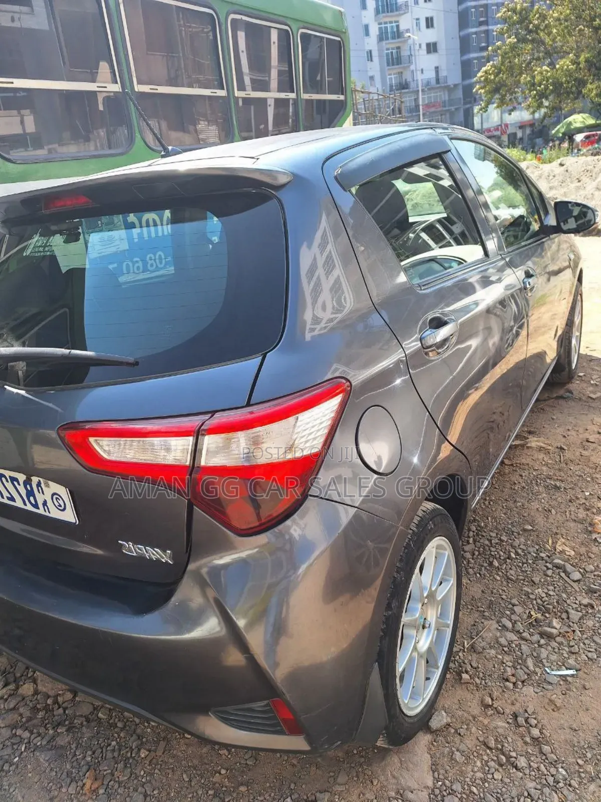 Toyota Yaris 2018 Gray