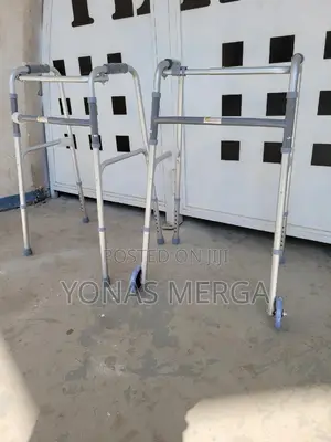 Photo - Walkerو血portable Lightweight 鵪号height Adjustable Walker郴郴buying Walker