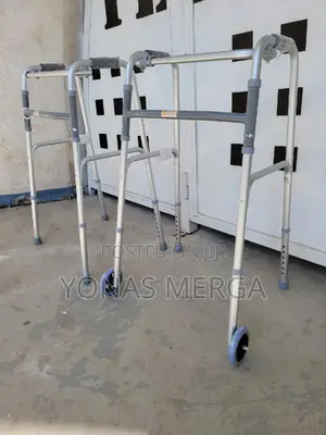 Photo - Walker for Adults殖鄑versatile Walker0√Non-Slip Rubber Feet: Equipped