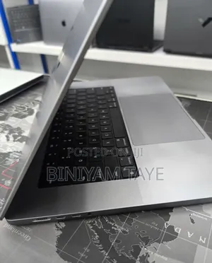 New Laptop Apple MacBook Pro M1 64GB Apple M1 Max SSD 1T