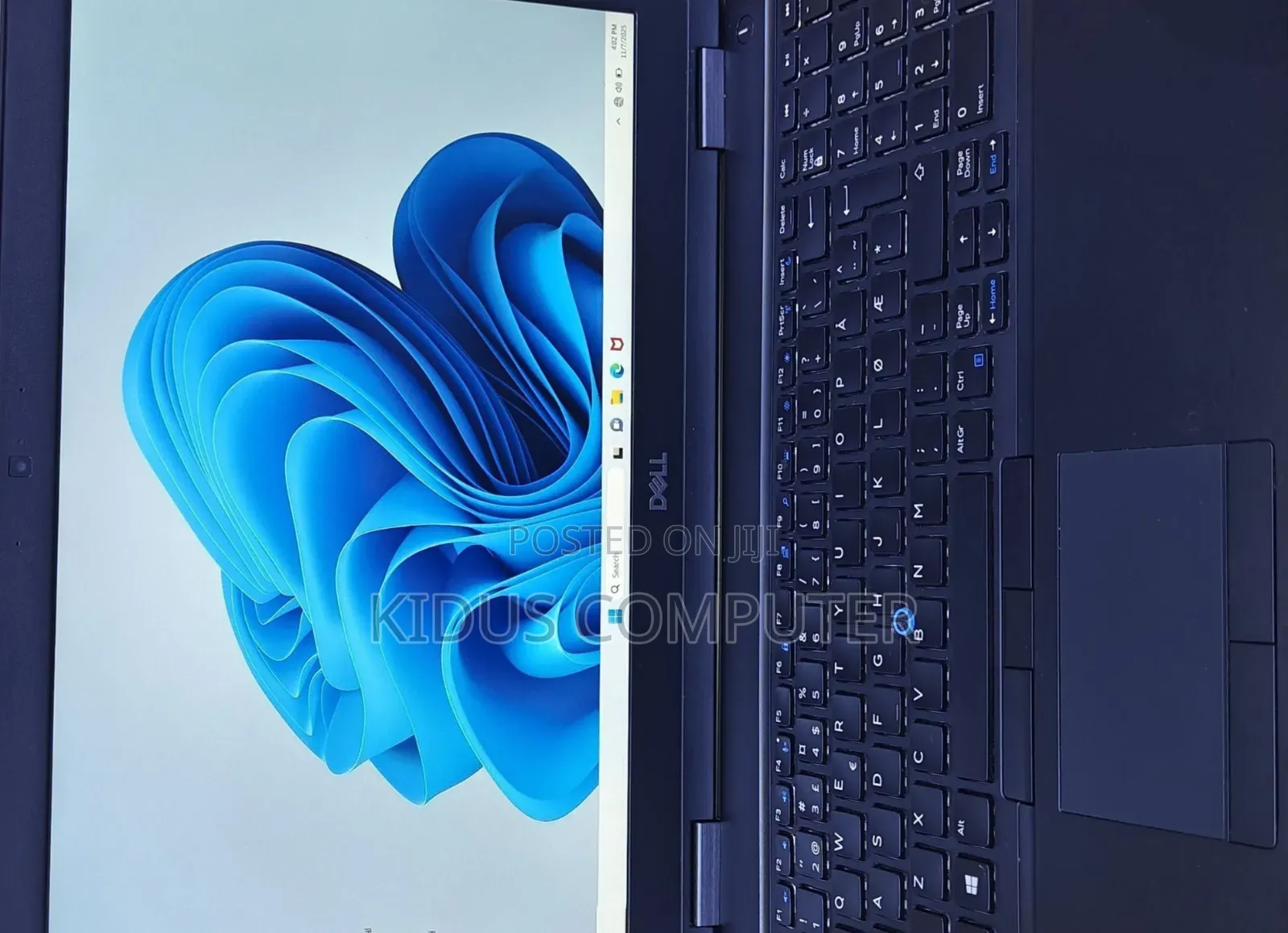 New Laptop Dell 8GB Intel Core I5 SSD 256GB