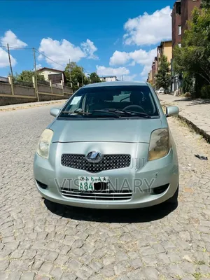Photo - Toyota Yaris 2007 Green