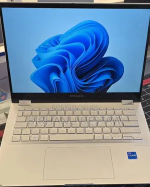 New Laptop Asus 16GB Intel Core I7 SSD 1T