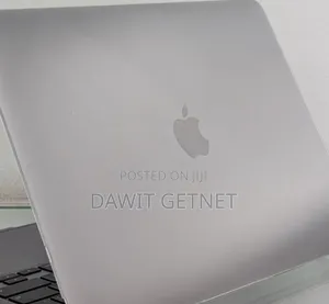 New Laptop Apple MacBook Pro 2022 M2 8GB Apple M2 SSD 256GB