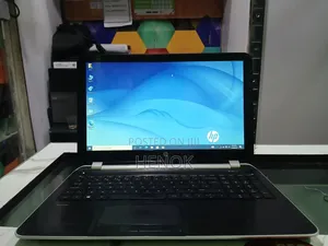 Photo - Laptop HP Pavilion 15 8GB AMD A8 HDD 750GB