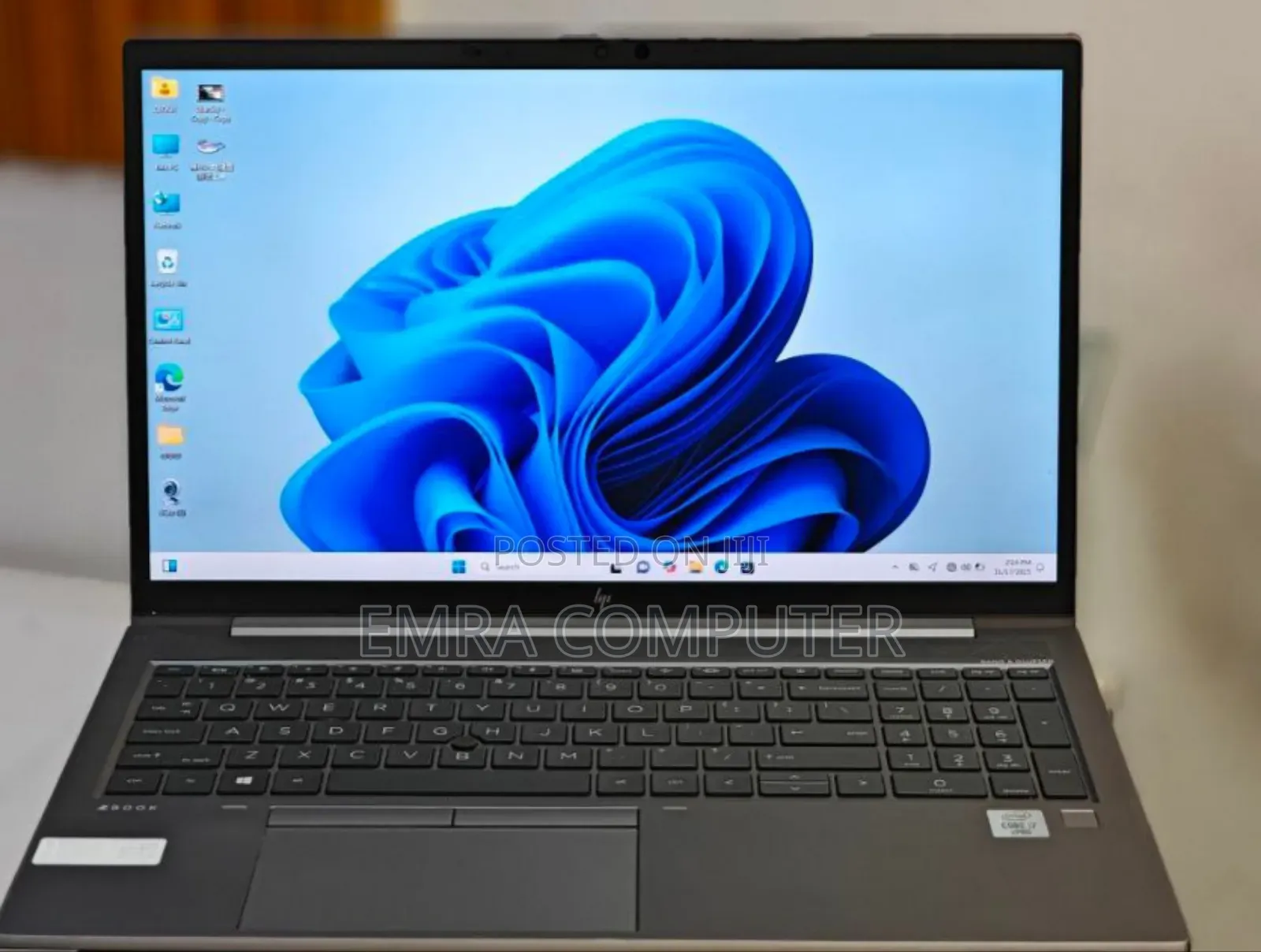 New Laptop HP ZBook Firefly 15 G7 16GB Intel Core I7 SSD 512GB