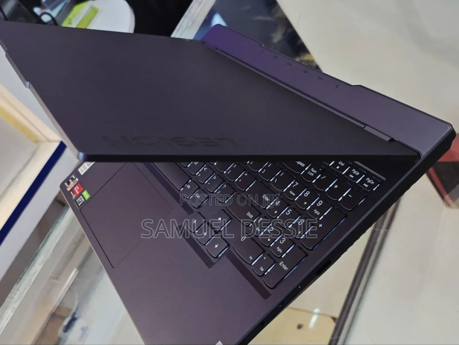 New Laptop Lenovo Legion 5 16GB AMD Ryzen 7 SSD 512GB