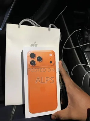 Photo - New Apple iPhone 17 Pro Max 256 GB Orange