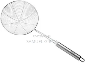 Photo - Long Handle to Protect Hands From Heatsatinless Steel Spider Strainer