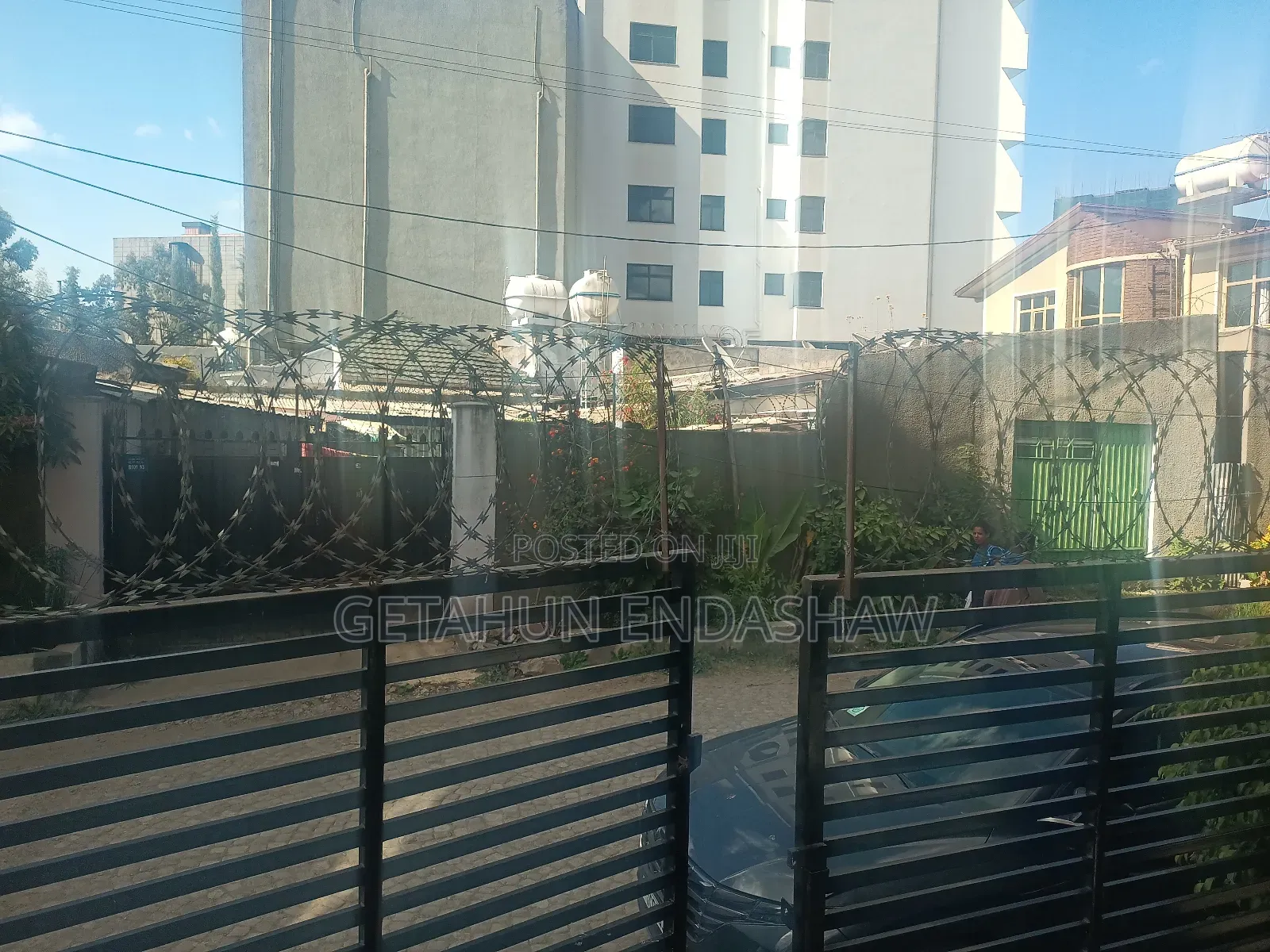 Furnished 8bdrm House in የመኖሪያ ቤት, Kirkos for sale